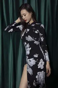 Captivating Chenaling_CL in a Floral Art Dress - YiTuYu Art Language Vol.8809 Chenaling_CL-17