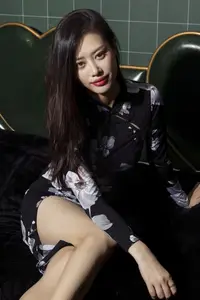 Captivating Chenaling_CL in a Floral Art Dress - YiTuYu Art Language Vol.8809 Chenaling_CL-21