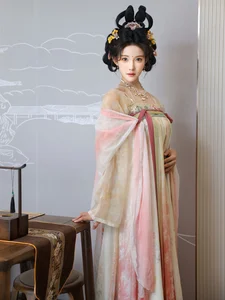 The Timeless Elegance of Li Shuang Er in Dreaming Back to Tang Part01-0