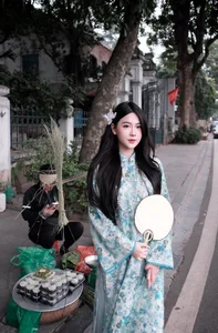 Elegant Hanoi vibes in floral Ao Dai-3