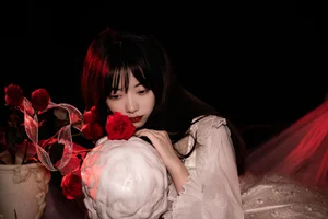 Elegant Red Dream Lolita Fashion Photography - YiTuYu Art Language Vol.9098 featuring Model A Tang-18