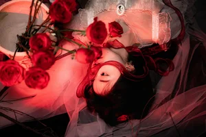 Elegant Red Dream Lolita Fashion Photography - YiTuYu Art Language Vol.9098 featuring Model A Tang-4