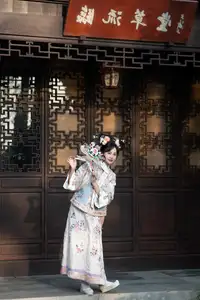 YiTuYu Vol.8552: Jiao Yi Zhi Sui Sui – Captivating Ancient Beauty & Traditional Artistry-10