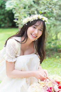 Shida Nene Digital Photo Book: Pure and Natural Aesthetics from SPA! Books - 41 High-Quality Images of the Iconic Japanese Model-4