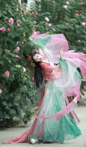 Ethereal Beauty of Qian Yue in Hanfu - YiTuYu Vol.8936 Art Language-11