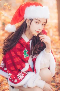 Stunning Christmas Girl Aesthetic Under Autumn Maple Leaves - YiTuYu Art Language Vol.9134 Featuring Xu Shi Qi Ma Portrait Photography Collection-9