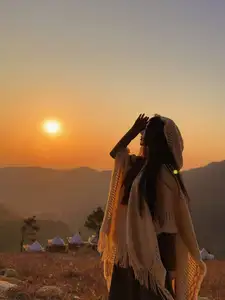 Discover Phoenix Peak Quang Ninh: Mesmerizing Golden Grass Hills for an Unforgettable Trekking Experience-9