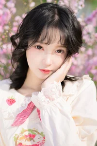 Ethereal Beauty in Flower Fields: YiTuYu Vol.8915 Disexi Si Ning-10