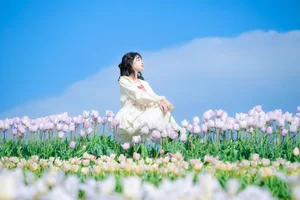 Ethereal Beauty in Flower Fields: YiTuYu Vol.8915 Disexi Si Ning-17