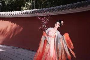 Bei Bei Mo's Grace: Hanfu Beauty Amidst Cherry Blossoms, YiTuYu Vol.8626-17