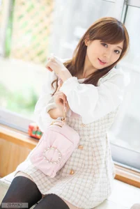 Stunning Alice Shiina Portrait Collection: Graphis Special Love Me Do - Elegant Japanese Fashion and Aesthetic Photography Series-12