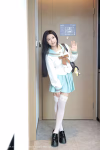 Lin Jia Xin Charming in Schoolgirl Outfit: Captivating XiuRen No.10379 Photo Set-12