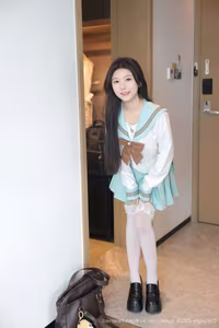 Lin Jia Xin Charming in Schoolgirl Outfit: Captivating XiuRen No.10379 Photo Set-13