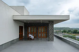 Sustainable Hillside Villa in Ahilyanagar: A Contemporary Multi-Generational Retreat Designed for Slow Living and Natural Ventilation-9