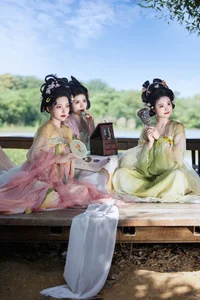 Timeless Spring Aesthetics: Ban Ri Xian Featured in YiTuYu Art Language Vol.9381 Kasuga Party Photo Series-11