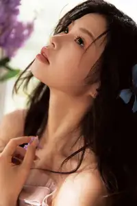 Ethereal Beauty: Kun Kun Bu Kun Le in YiTuYu Vol.8734 Collection – A Dreamy Portrait-18