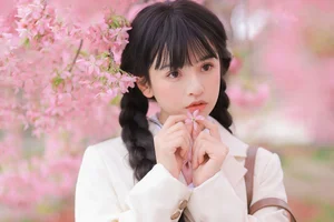 Dreamy Spring Aesthetic: Schoolgirl Style Under Cherry Blossoms - JK Uniform-18
