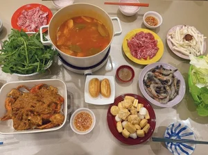 Gourmet Home Cooking: MC Diep Chi Shares Restaurant-Style Meals Made with Love for a Cozy Winter at Home-3