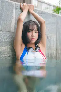 Hyoyeon AG Vol.499: Captivating Beauty in Water – Unveiling Her Alluring Charm-15