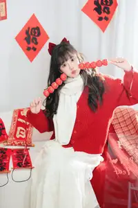 YiTuYu Vol.8524: Xia Yu Xiao Nian Embraces Lunar New Year in Radiant Red Sweater Style-9