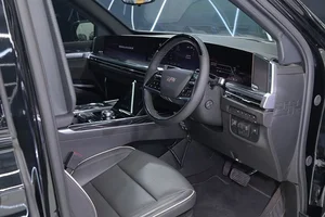 Cadillac Escalade 2026 ESV: The Ultimate Armored Luxury SUV Experience-2