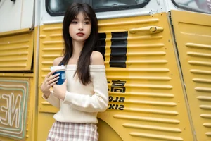 Capturing the Soft Essence of Autumn with Xiao Le Ge Fei Xiang-7