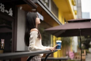 Capturing the Soft Essence of Autumn with Xiao Le Ge Fei Xiang-20