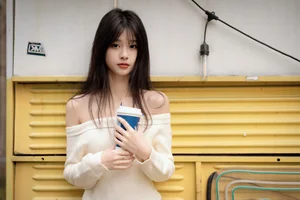 Capturing the Soft Essence of Autumn with Xiao Le Ge Fei Xiang-18