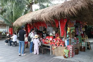 Discover the Charm of Vietnam: A Cultural Journey to Nha Trang Ancient Craft Village During the Traditional Spring Festival-4