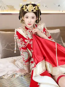 Li Shuang Er: Traditional Beauty in Vibrant Xiùhéfú from XiuRen model Part01-21