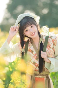 Lạc Bước Giữa Đồng Hoa Cải Vàng Cùng Nàng Thơ Xia Yu Xiao Nian-2