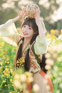 Lạc Bước Giữa Đồng Hoa Cải Vàng Cùng Nàng Thơ Xia Yu Xiao Nian-11