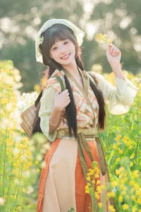 Lạc Bước Giữa Đồng Hoa Cải Vàng Cùng Nàng Thơ Xia Yu Xiao Nian-20