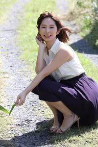 Misumi Shiochi: Discover Japan's Alluring Announcer-13