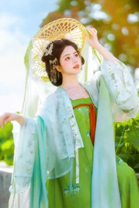 Xiao Du Tong Xue: Elegant Sunset Creek Portrait Series from YiTuYu Art Language Vol.9376 - Aesthetic Outdoor Lifestyle Photography-14