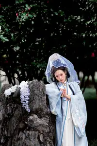 Enchanting Ancient Beauty: Xiao Hong in YiTuYu Art Language Vol.8727-12