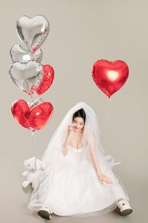 Coser Nnian LOVE Valentine's Special: Enchanting White Dress & Heart Balloons Photoshoot-20