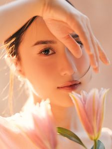 Artistic Portrait: Elegant Asian Woman with Lilies-10