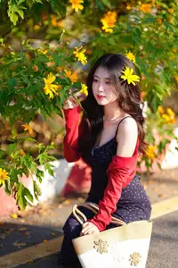 Elegant Asian Girl Portrait with Golden Flowers in Afternoon Sun 1000024552-13