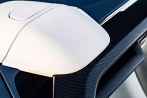 Aston Martin Vanquish Above & Beyond: Exclusive Yacht-Inspired Supercars for Billionaires-9