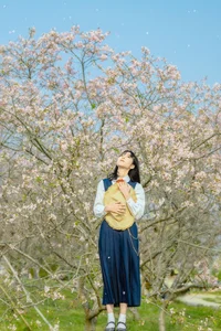 Spring Muse: The Pure Aesthetic of Jian Xiao Cheng-18