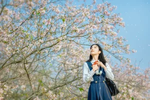 Spring Muse: The Pure Aesthetic of Jian Xiao Cheng-22