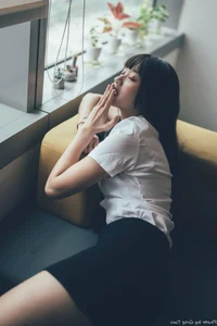 Sophisticated Office Lady Fashion: Ruoying in Elegant White Blouse, Black Pencil Skirt, and Sheer Stockings for a Professional Corporate Look-22