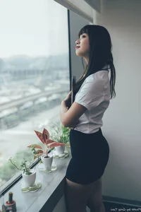 Sophisticated Office Lady Fashion: Ruoying in Elegant White Blouse, Black Pencil Skirt, and Sheer Stockings for a Professional Corporate Look-19