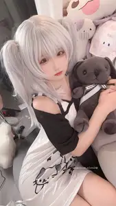 Seele Maimai White Twin Pigtails: Sweet Charm of an Anime-Style Girl-4