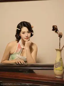 XiuRen No.10749: Li Li An Na O's Elegant Cheongsam Photoshoot Captures Timeless Asian Beauty-29