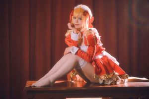 Coser Kanoko Chitanda as Nero Maid | Elegant Cosplay Portrait-10