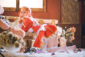 Coser Kanoko Chitanda as Nero Maid | Elegant Cosplay Portrait-9