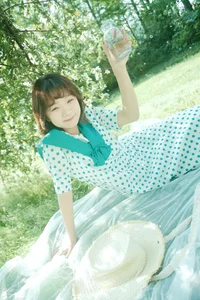 Elegant Spring Portrait Photography: Yang Zi in Art Language Vol.9105 – A Floral Aesthetic Journey of Light and Nature-1