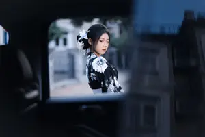 YiTuYu Vol.8764: Discover the Elegant Beauty of Qi Miao in a Private Space-11